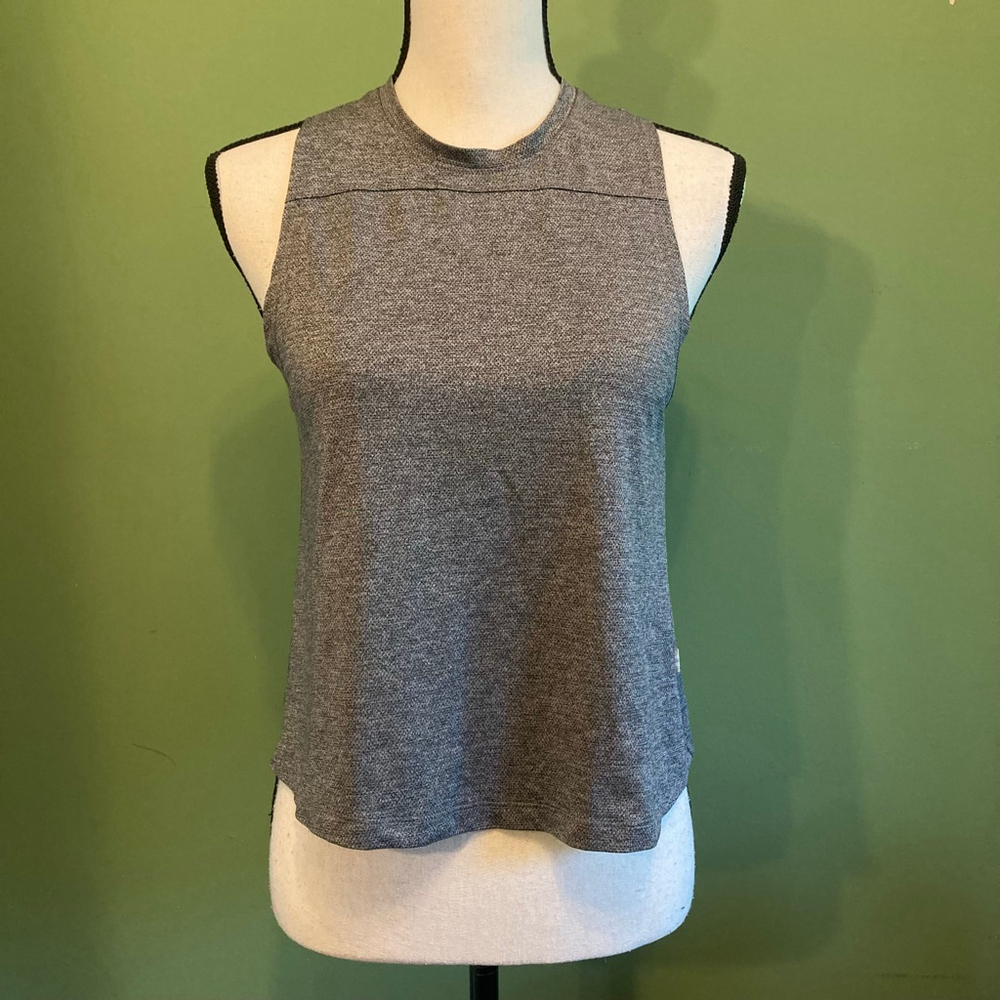 Women's Sleeveless Top Gray Size M
